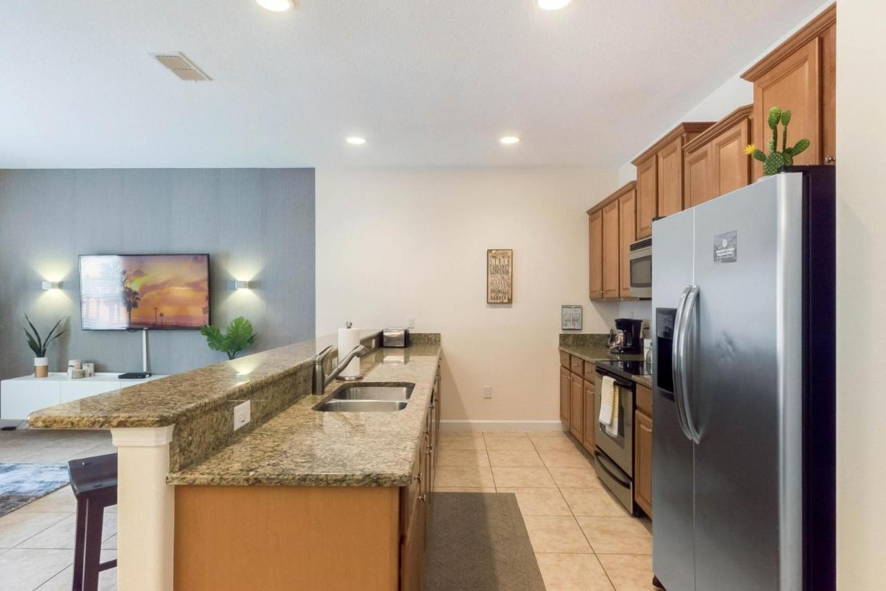 Townhome W Pool Near Disney & Orlando Attractions Kissimmee Exterior photo